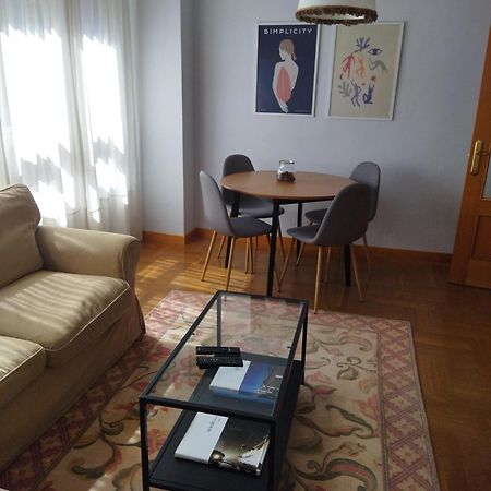 Centrico Apartamento Oviedo Parking Y Wifi Gratuitos Admite Mascotas Bagian luar foto