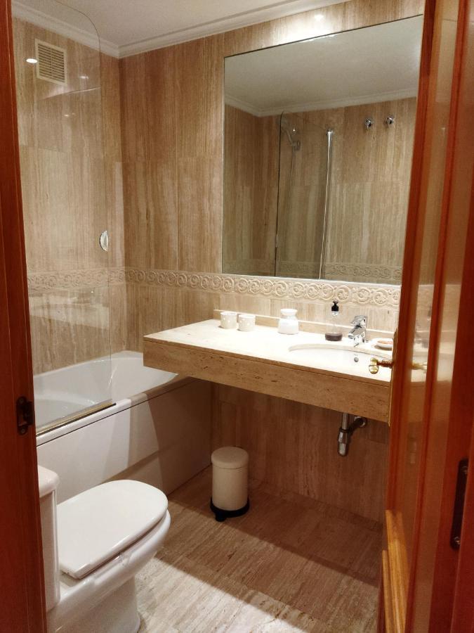 Centrico Apartamento Oviedo Parking Y Wifi Gratuitos Admite Mascotas Bagian luar foto